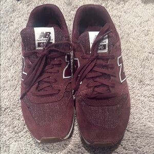 New Balance Men's Deep Maroon Sneakers